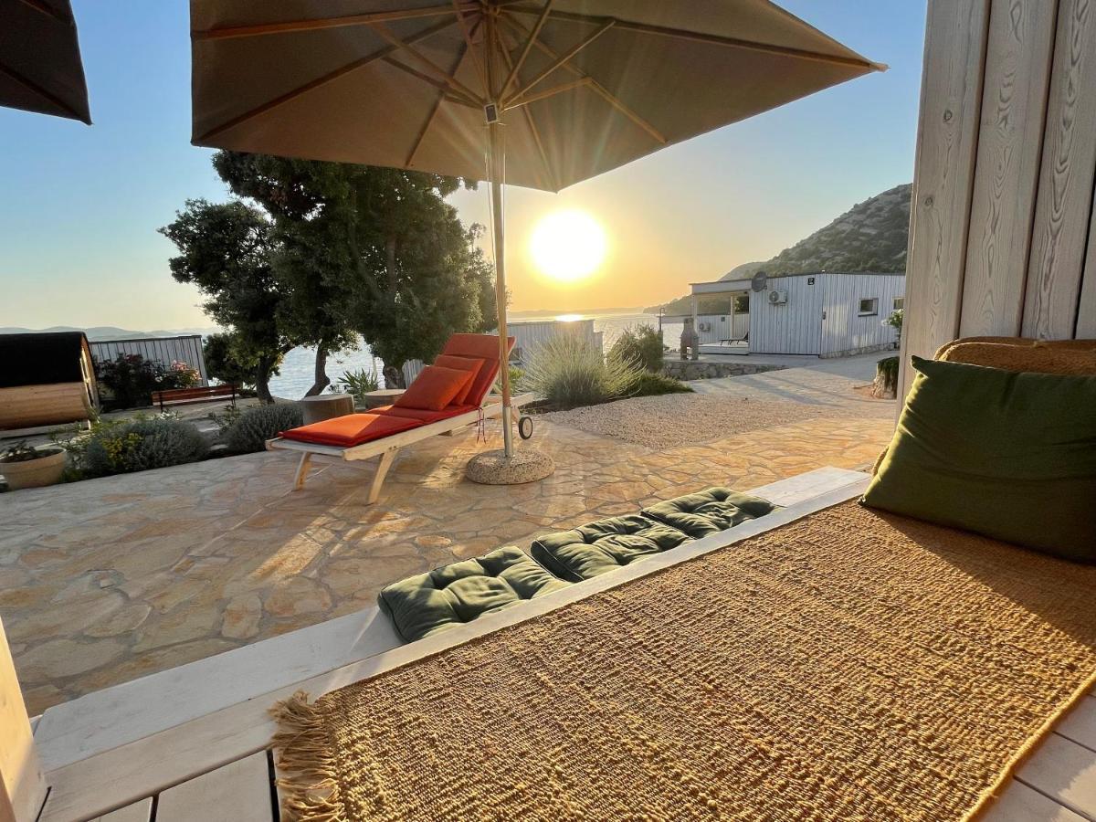 דראגה Buqez Eco Resort - Beachfront 20 & House 42 מראה חיצוני תמונה