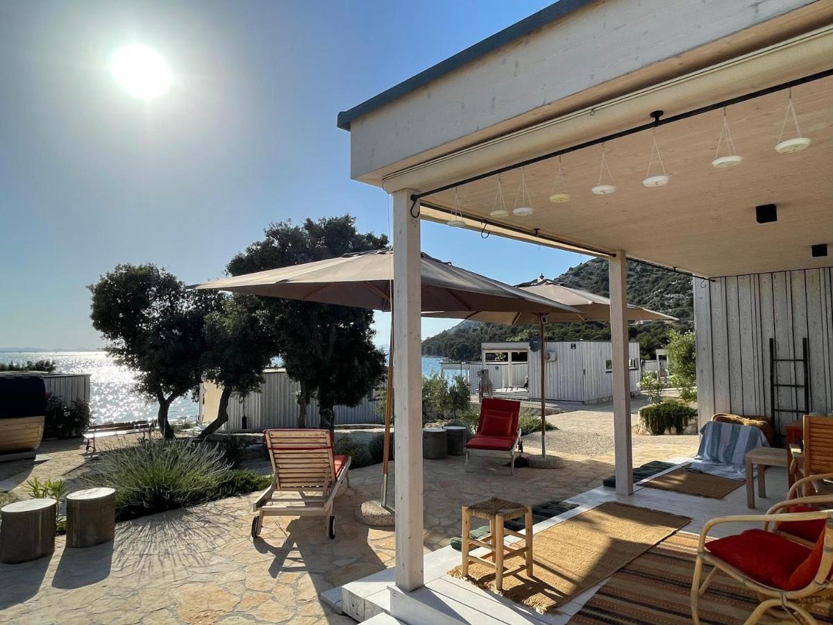 דראגה Buqez Eco Resort - Beachfront 20 & House 42 מראה חיצוני תמונה